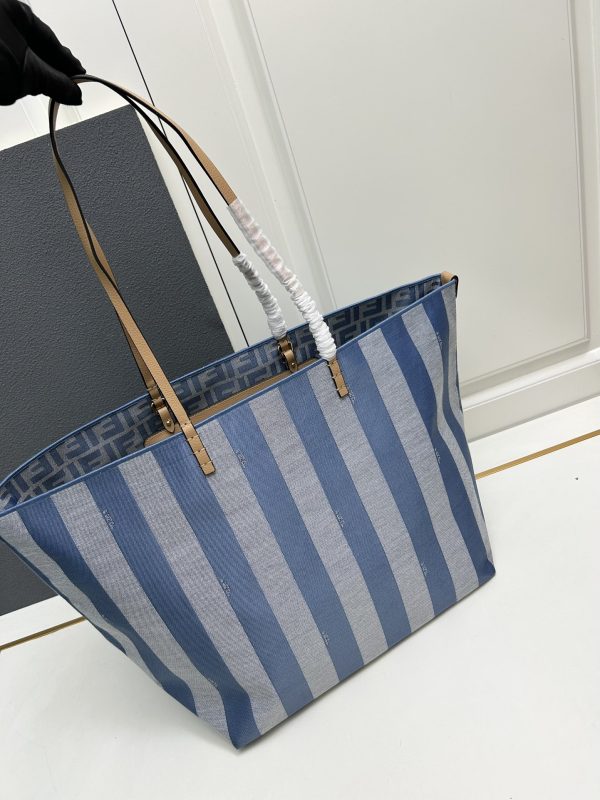 FendiReversible shopper in Pequin striped Bag