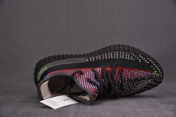 Yeezy 350 V2 Yecheil FW5190