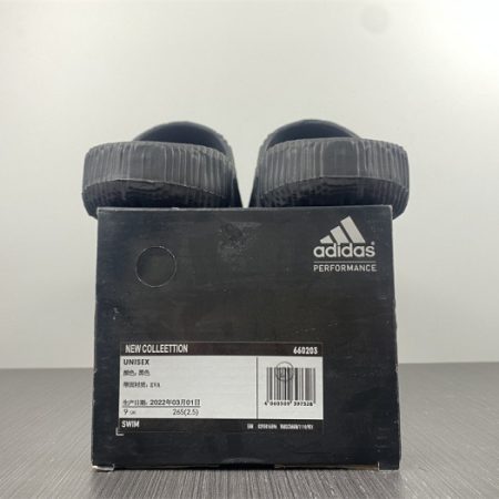 Yeezy Slide new collection 5 - Image 4