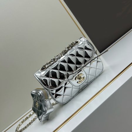 Chanel Mirrored Star Leather Shoulder Crossbody Bag - Image 3