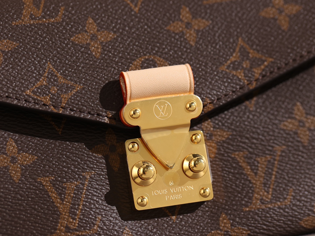 LV Micro Metis Bag - Image 3