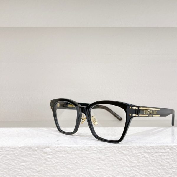 Dior Acetate Fibre  Stylish And Ssimple sunglasses  Top quality