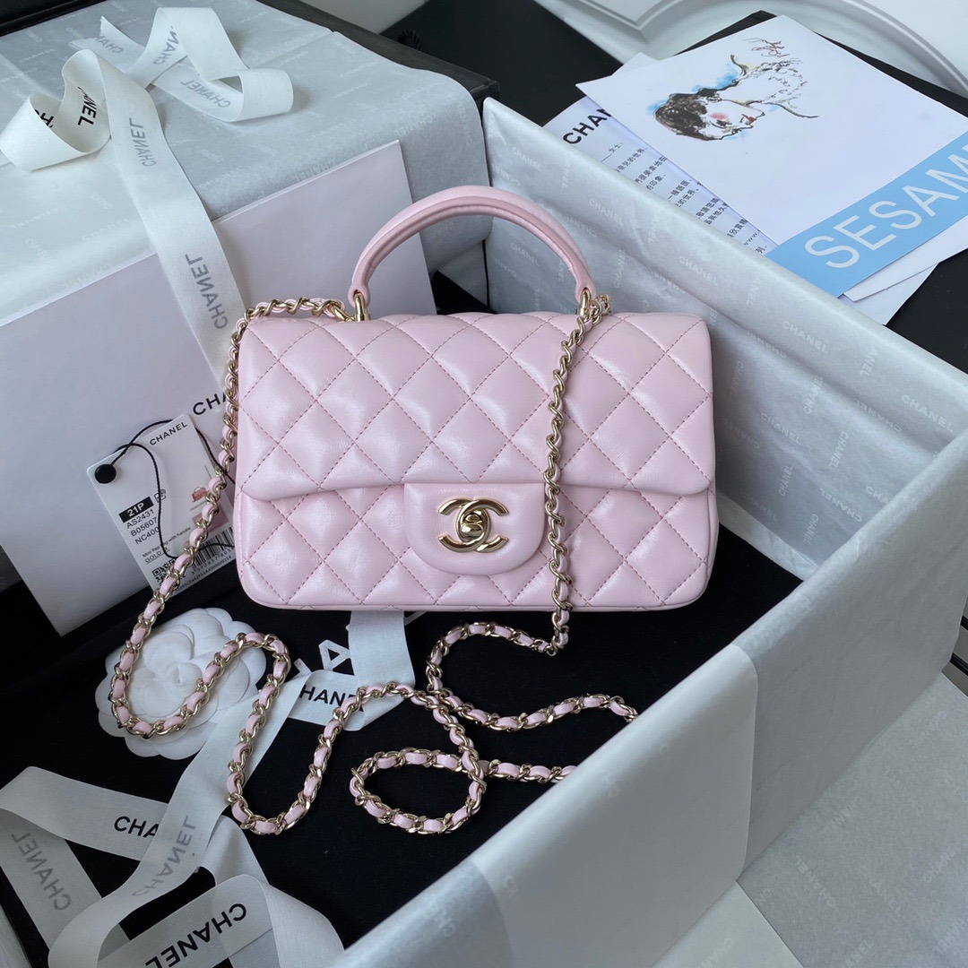 Chanel - Image 1