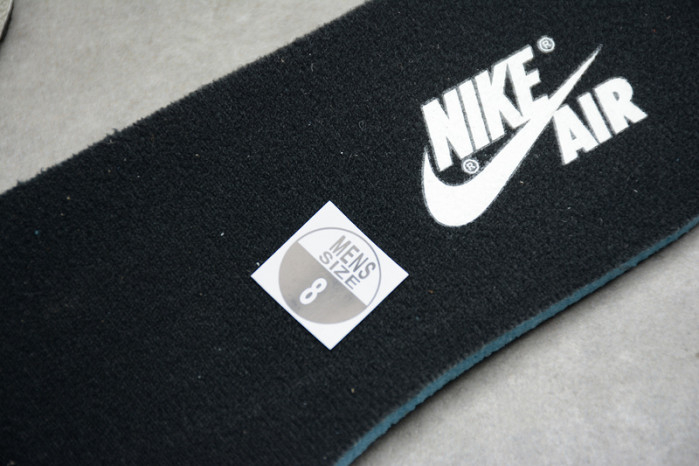 Air Jordan 1 Retro High OG "Dark Mocha" 555088-105 - Image 16