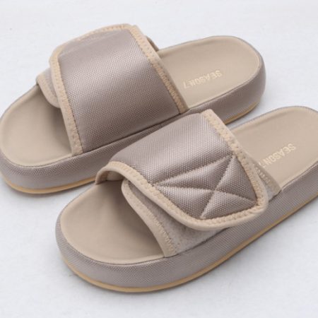 Yeezy Slide 6 - Image 2