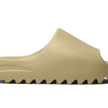 Yeezy Slides Desert Sand FW6344