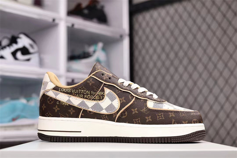 Nike Air Force 1 Low LV Monogram Brown Damier Azur - Image 15