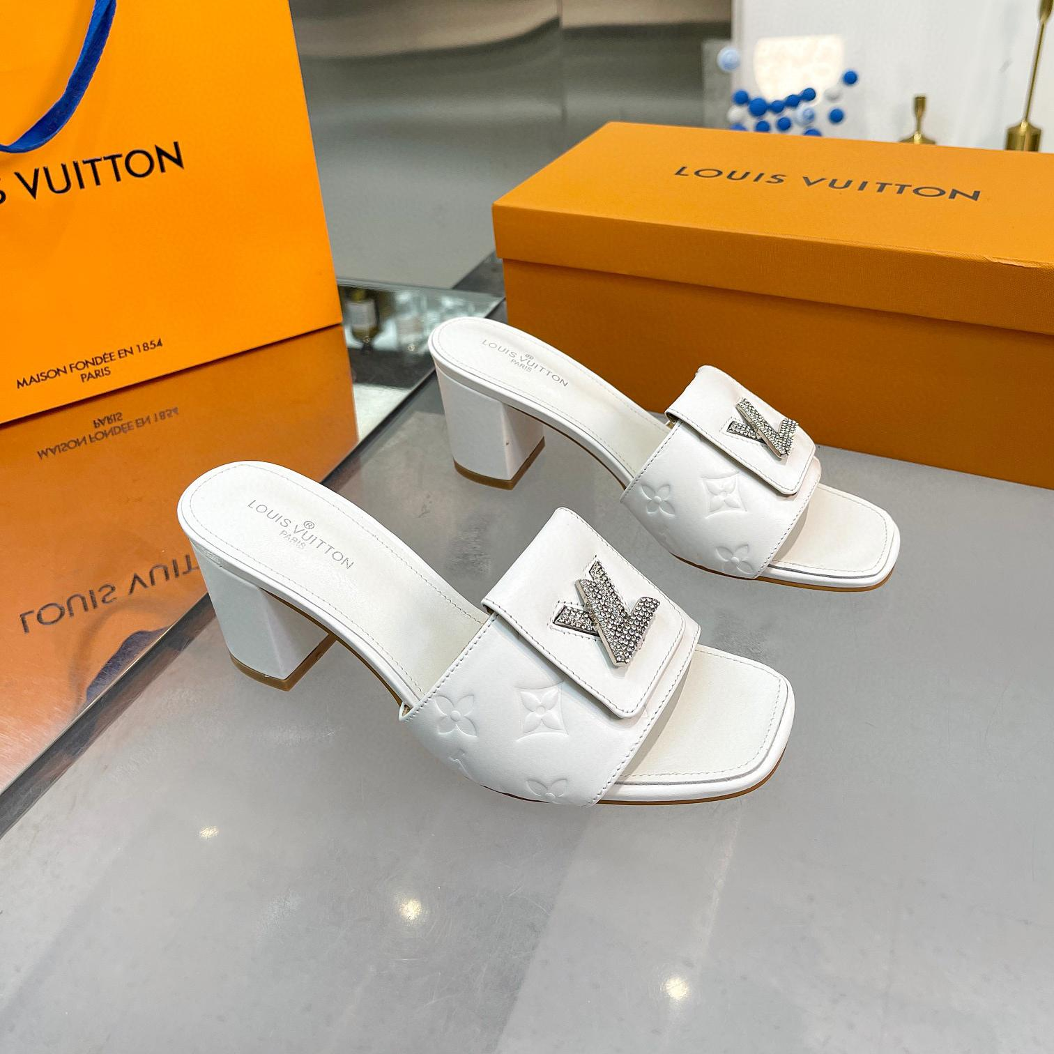 LV Flat Cut With Chunky Flip-flops Slide Sandal - Image 5