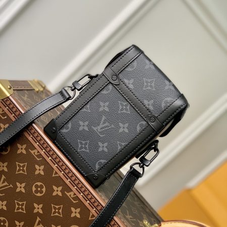 Vertical Trunk Wearable Wallet M82077 - Image 6