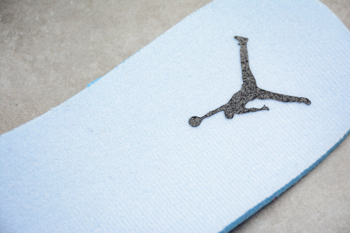 Air Jordan 3 Retro Seoul Korea AV8370-100 - Image 16