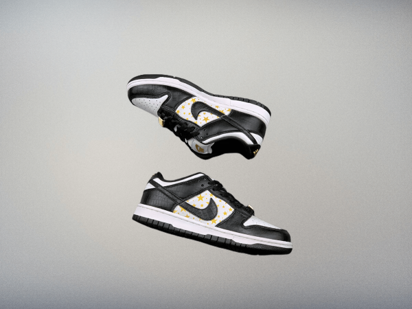 Superme x Dunk SB Low “ Black Stars"