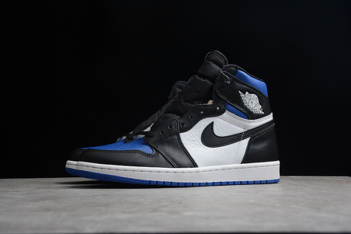 Air Jordan 1 Retro High OG Royal Toe 555088- 041 - Image 14