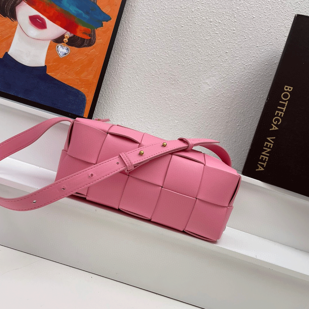 Bottega Veneta BV Small Brick Cassette Shoulder Bag - Image 3
