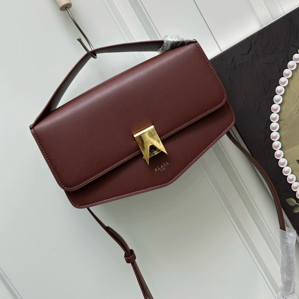 ALAIA shoulder bag