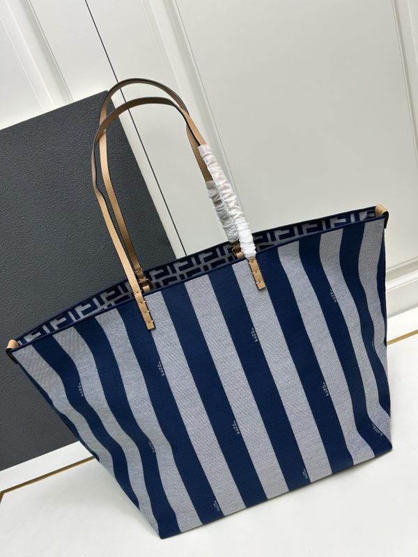 FendiReversible shopper in Pequin striped Bag