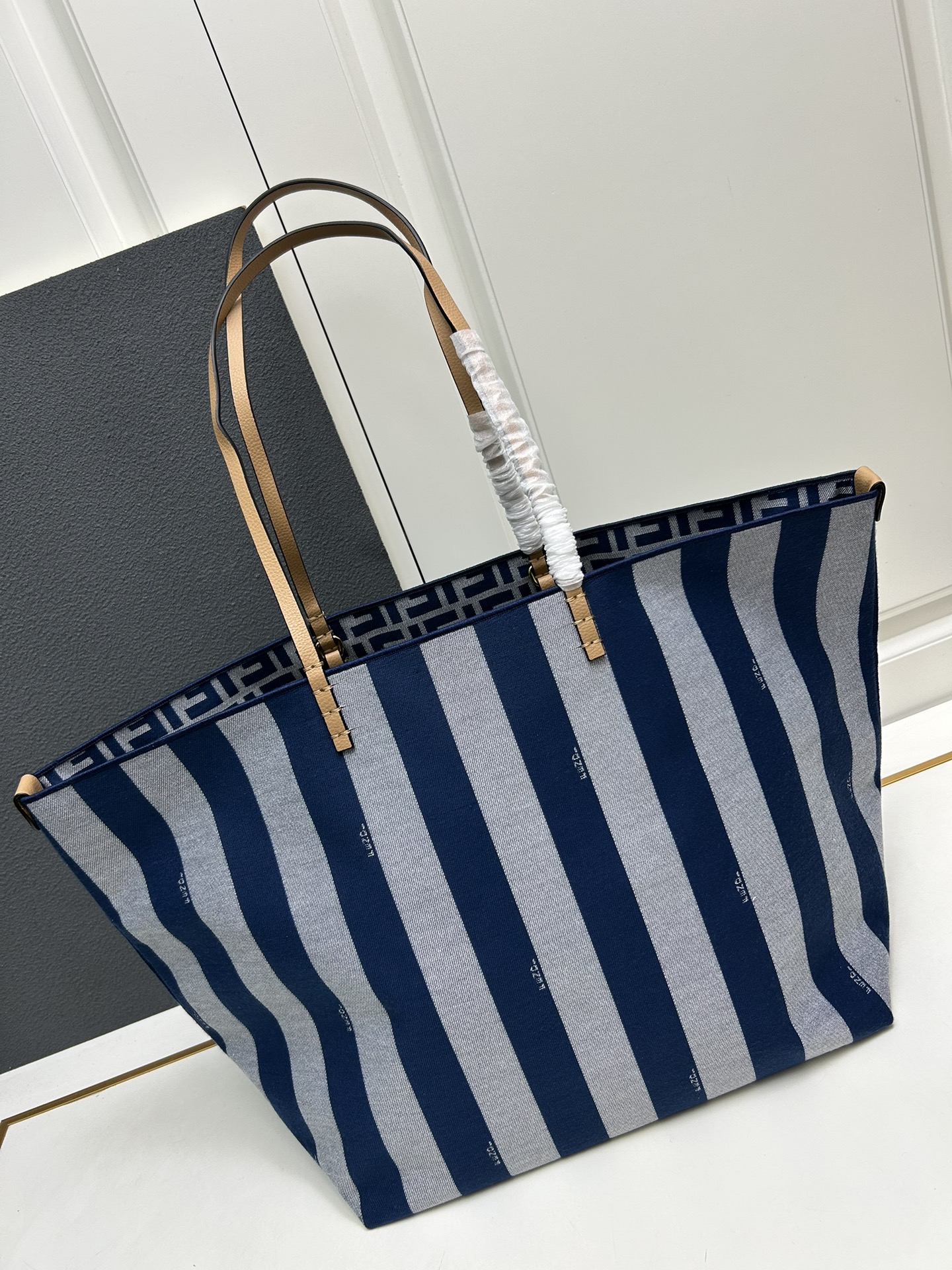 FendiReversible shopper in Pequin striped  Bag - Image 4