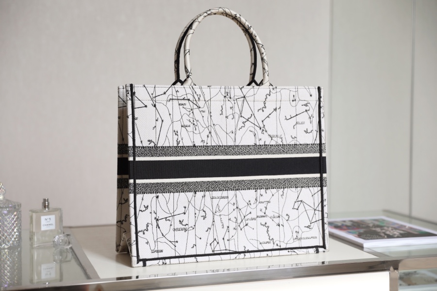 Dior Book Tote Pink Toile De Jouy Embroidery - Image 5