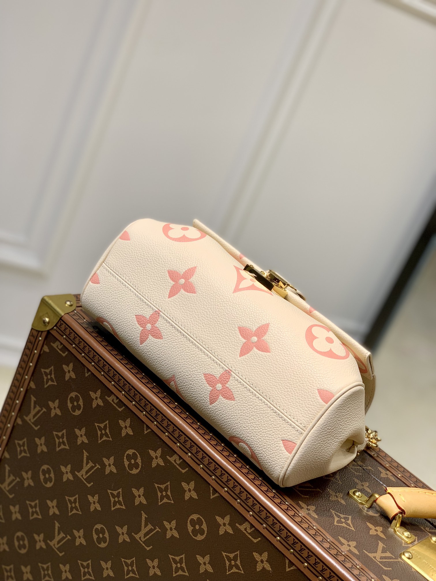 LV Favorite - Image 4