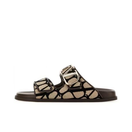 Valentino Leather Flat Fashion Flip-Flops Slide Sandal - Image 2