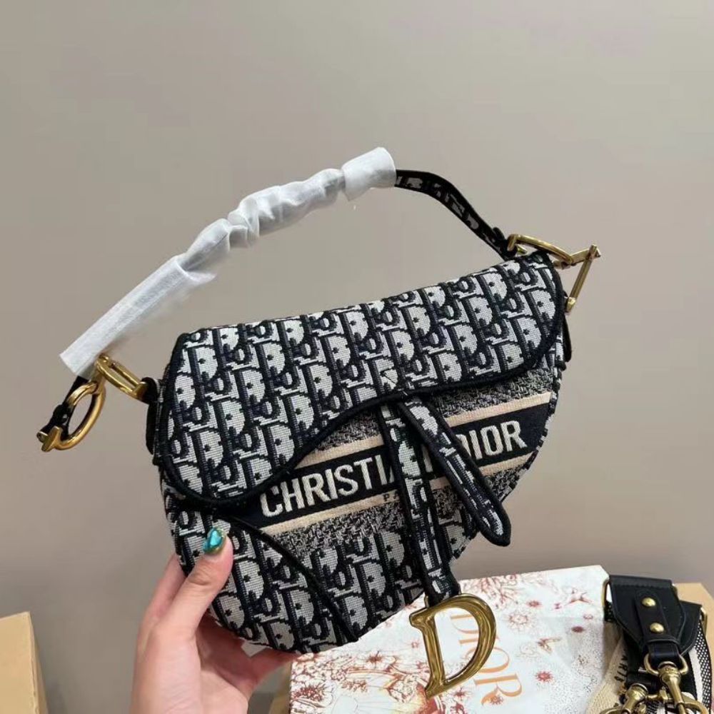 Dior Saddle Bag With Strap - Image 11