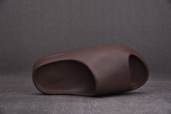 Yeezy Slide Soot G55495