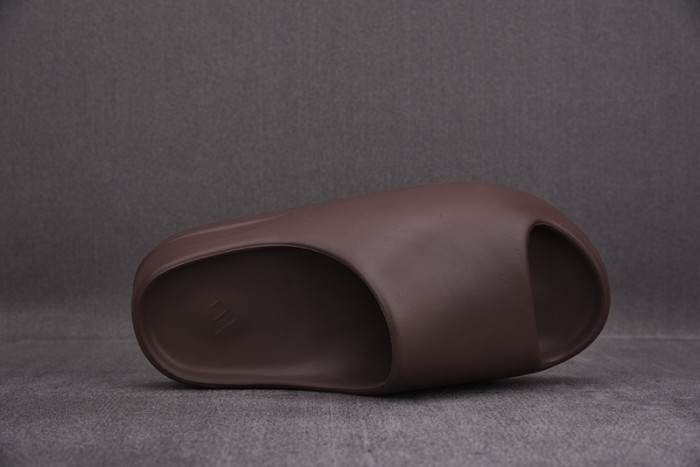 Yeezy Slide Soot G55495 - Image 6