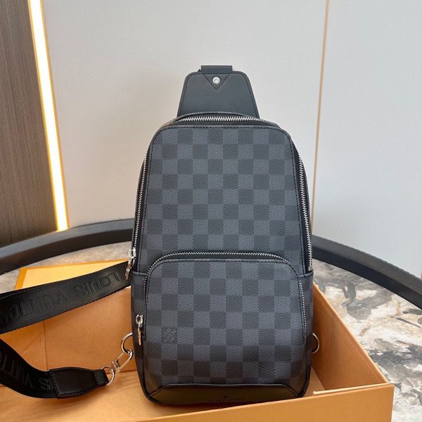 LV Avenue Bag