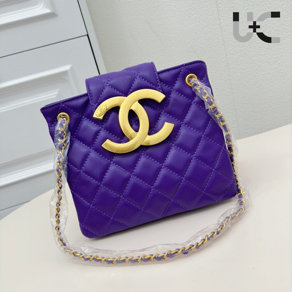 Chanel  Vintage Logo Quilted   Shoulder Bag - Image 2