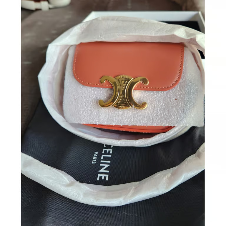 CELINE MINI TRIOMPHE IN SHINY CALFSKIN LYCHEE - Image 7