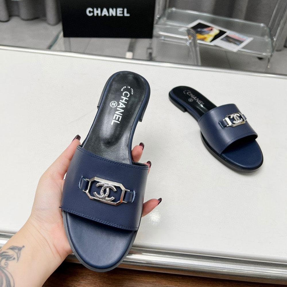 Chanel Flat Opflopsen-toed Flip-flops Slide Sandal - Image 8