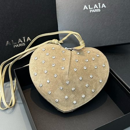 ALaia Diamond Heart Handbag - Image 10