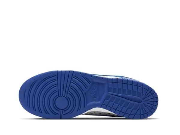 Supreme x Dunk SB Low “ Hyper Royal"