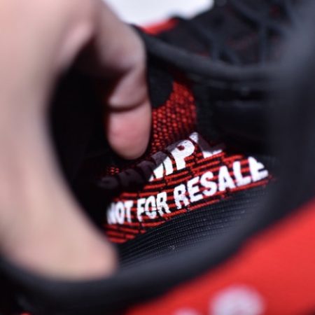 Yeezy Supreme Boost 350 V2 BLACK AND RED - Image 14