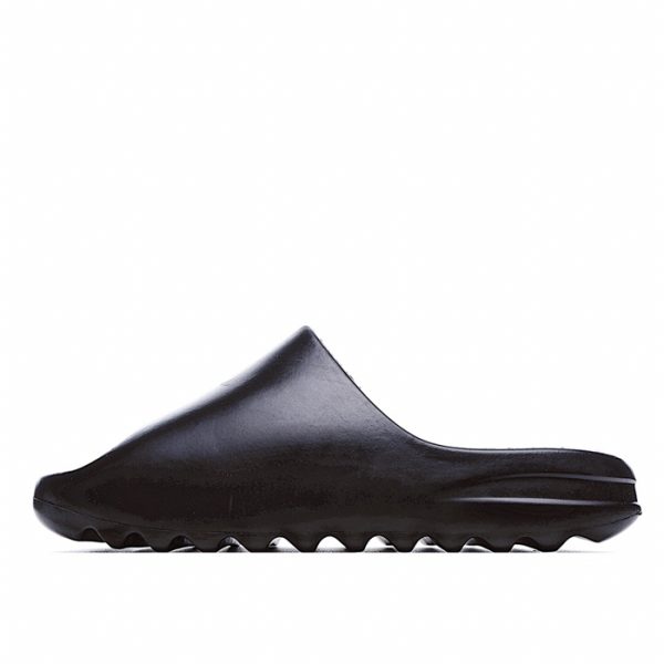 Yeezy Slides Black FW6348