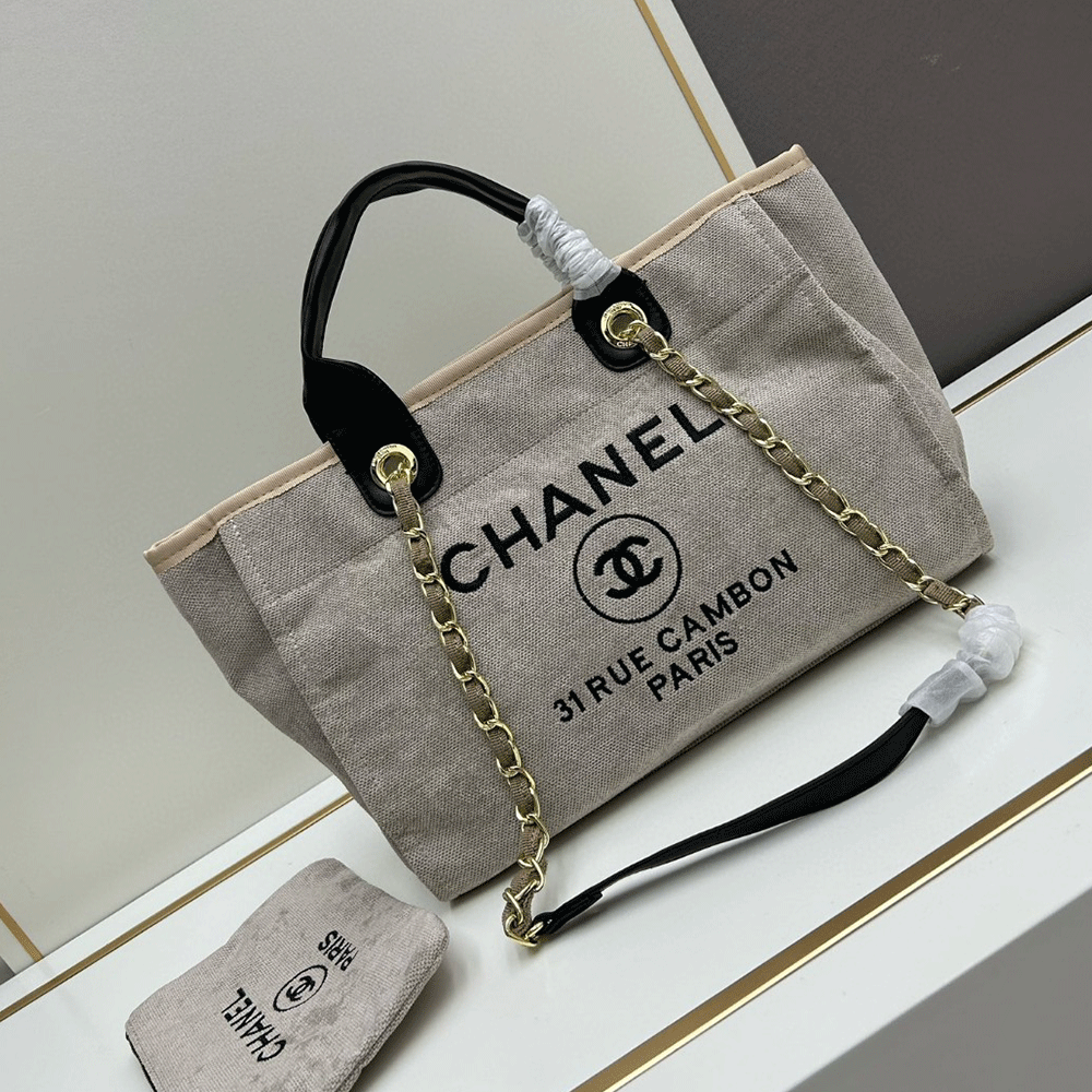 Chanel Large Beach Bag - Image 7