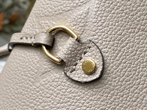 Neverfull MM M45686