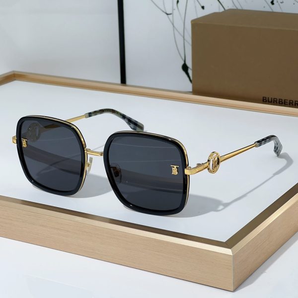 Buberry  Slim Hollowed out Logo on Mirror legs Sunglasses Top quality