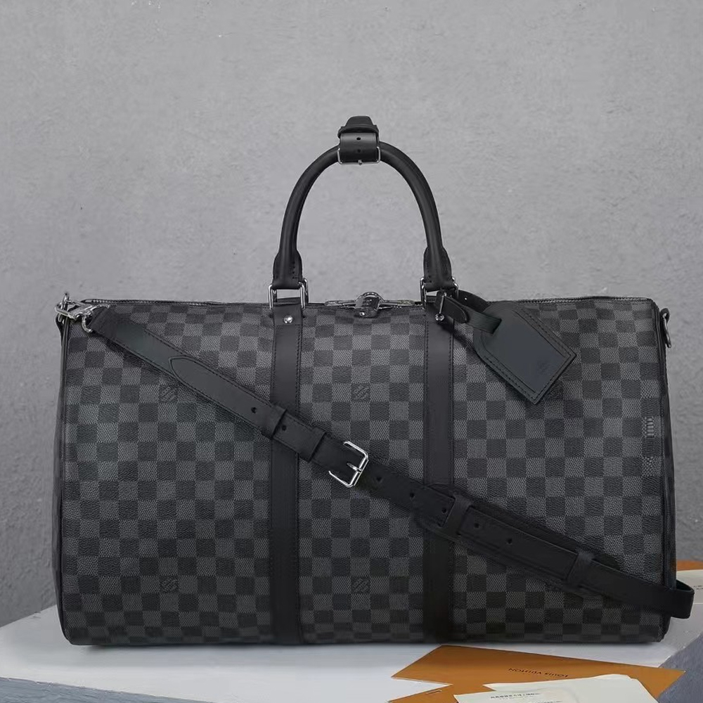LV Keepall Bandoulière Travelbag - Image 11