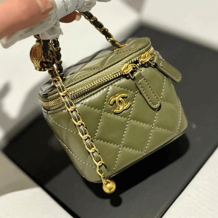 Chanel Golden-Ball Makeup Box - Image 14