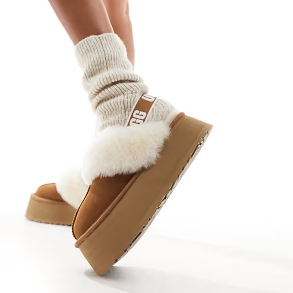 UGG Funkette Slippers - Image 2
