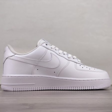 Nike Air Force Classic White - Image 2