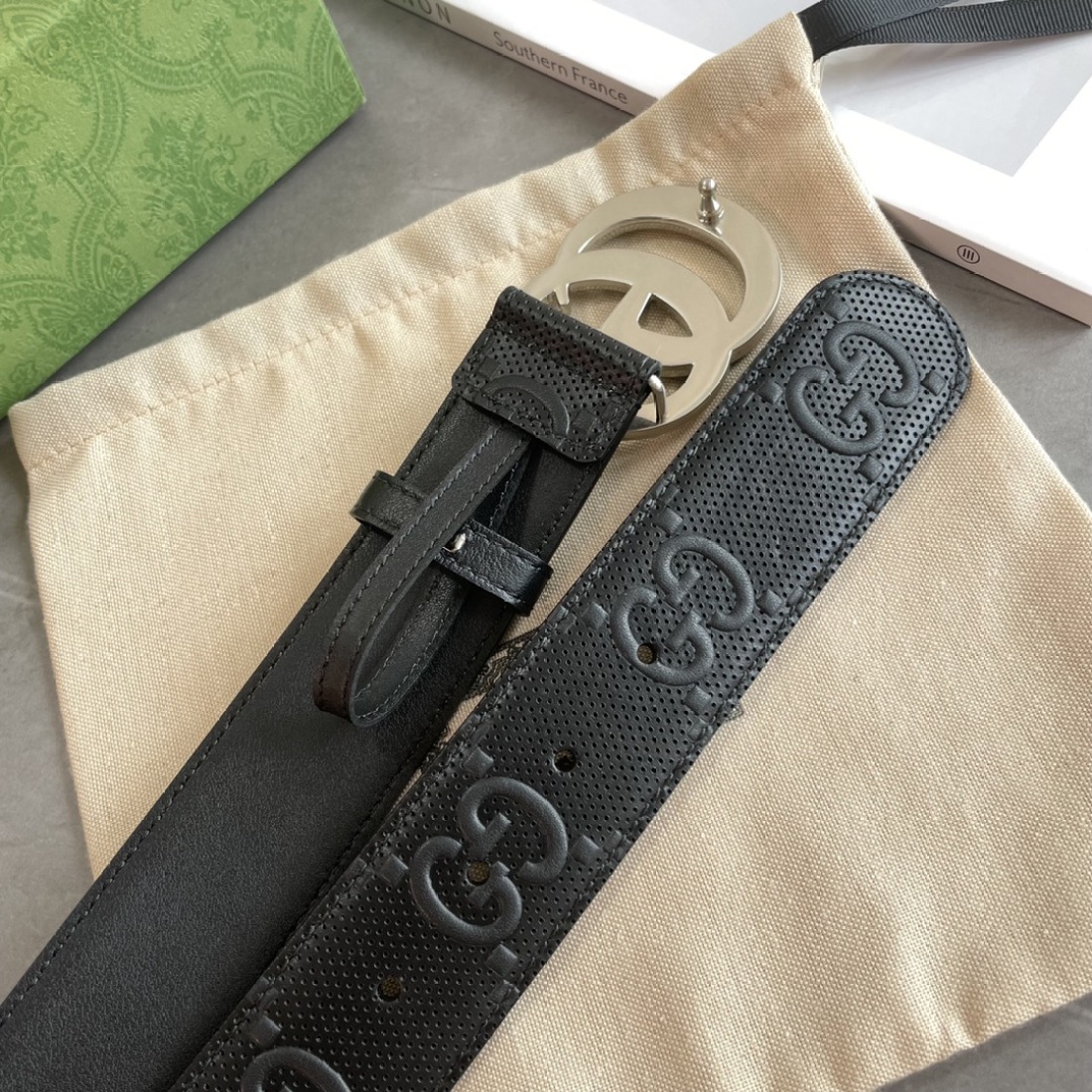 Gucci New Relief Punching Embossed 40MM - Image 3