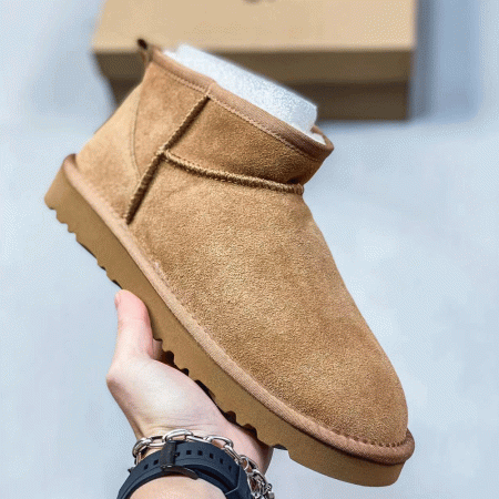 UGG Women'sClassic Ultra Mini Boot - Image 6