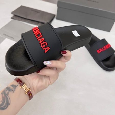 Balenciaga  Fashionable Flat Sandals Slide Sandal - Image 5