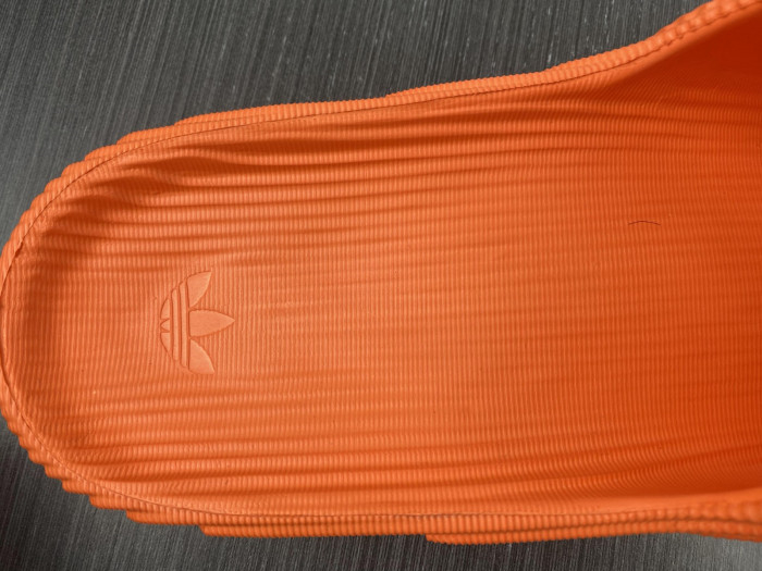 Yeezy Slide new collection 6 - Image 7