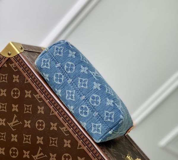 LV HILLS POCHETTE Denim Handbag M82949