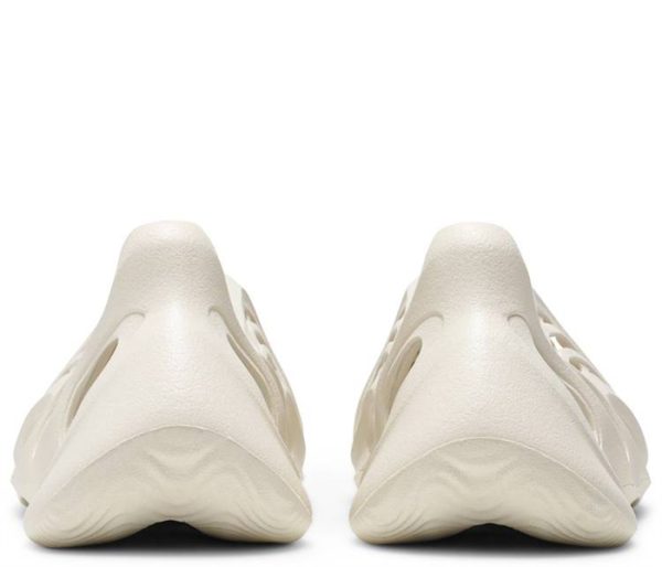Yeezy Foam Runner Ararat G55486