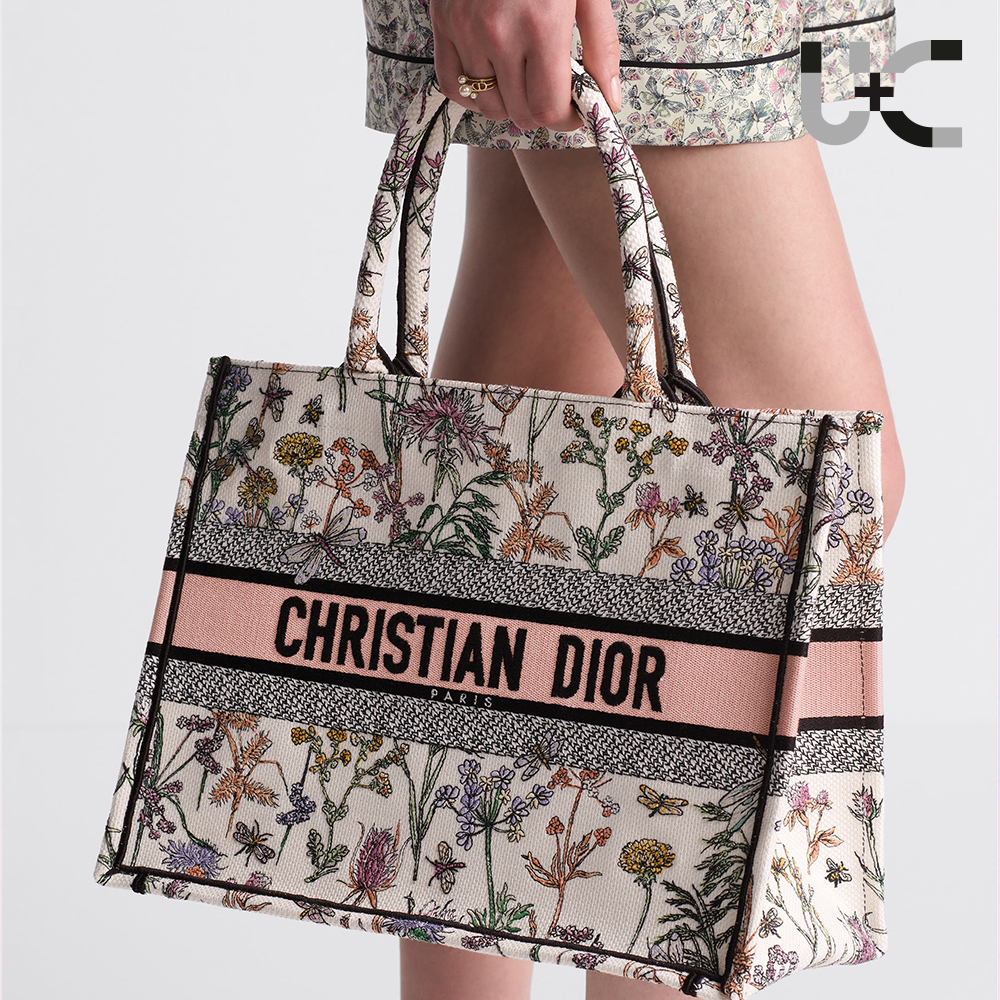 Dior Book Tote Medium Bag - Image 2