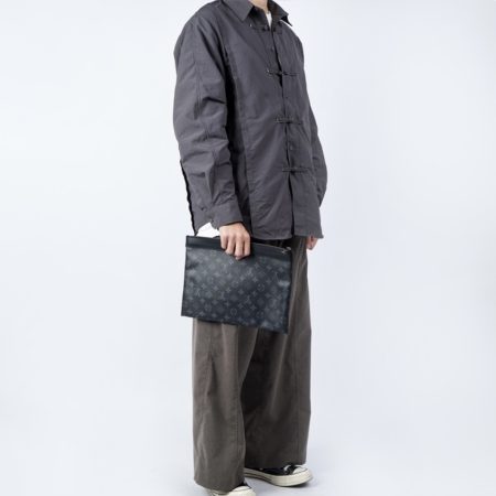 LV Discovery Handbag - Image 2