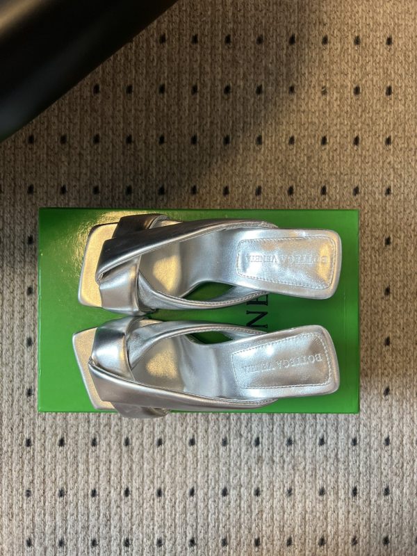 Bottega Veneta Gradient Riva Mules